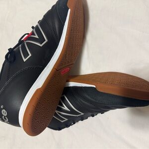 New Balance Men’s Black Indoor Athletic Shoes with Gum Sole